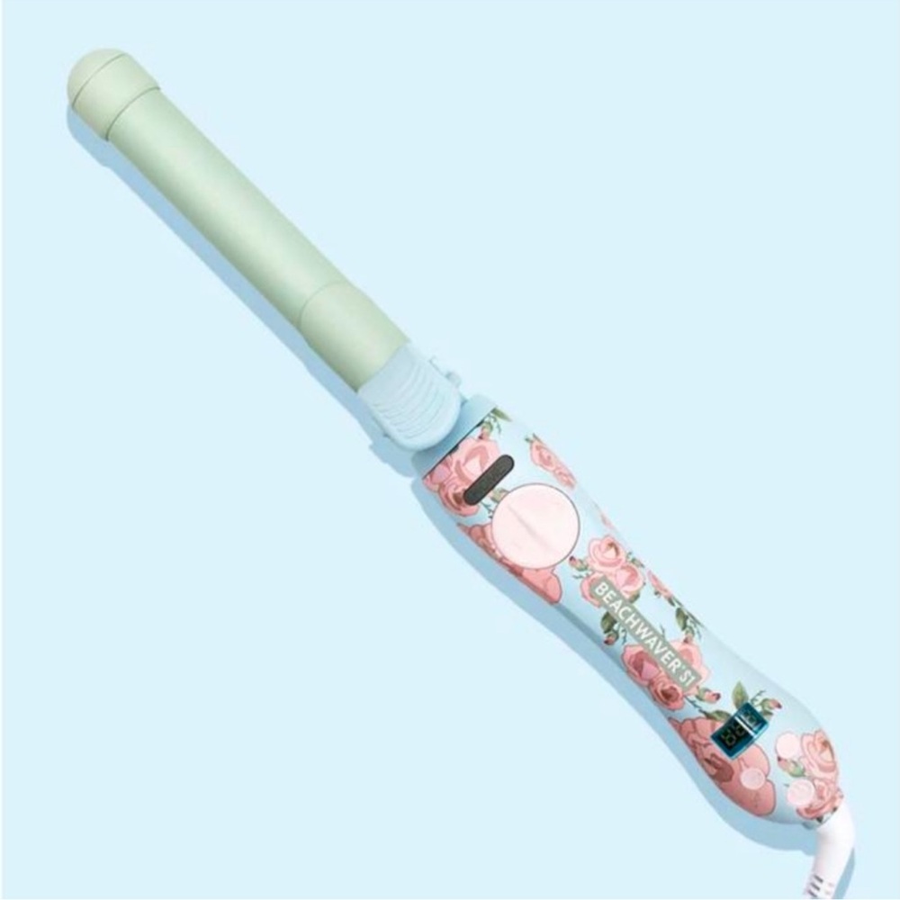 Beachwaver Co rotating hair curler